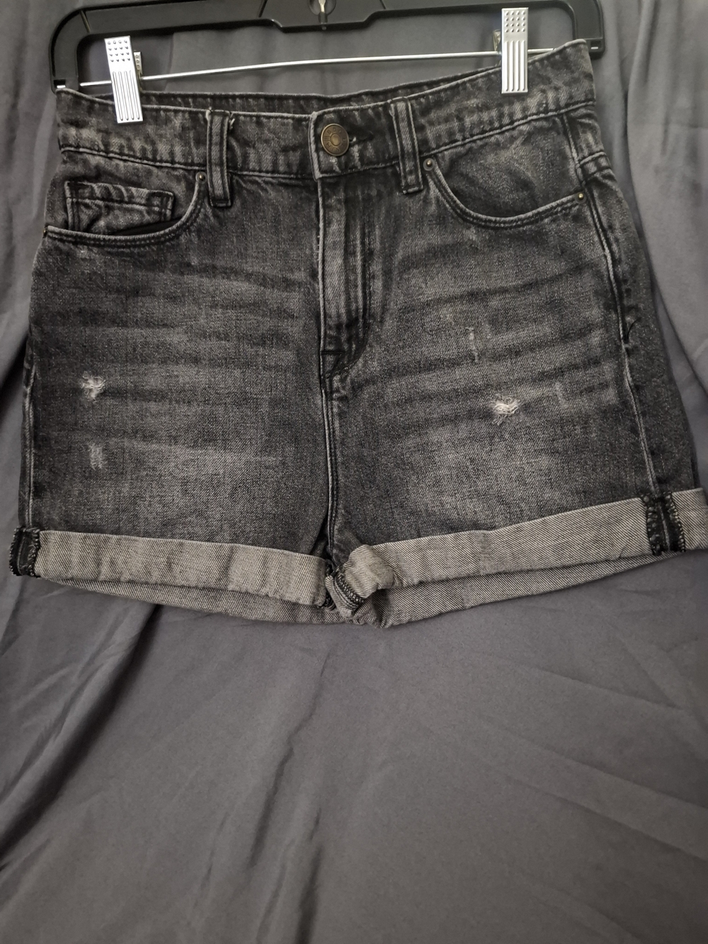 BDG Mom High-Rise Washed Black Denim Roll-Cuff Women's Shorts Size 26
